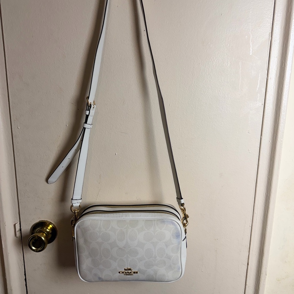 Coach White Signature Crossbody with Gold Hardware - Picture 2 of 11